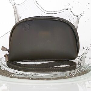 NWOT Besso rubber jelly wristlet 💝